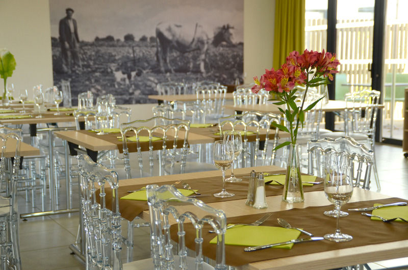 Hotel La Verriaire - The Originals La Verrie Екстер'єр фото