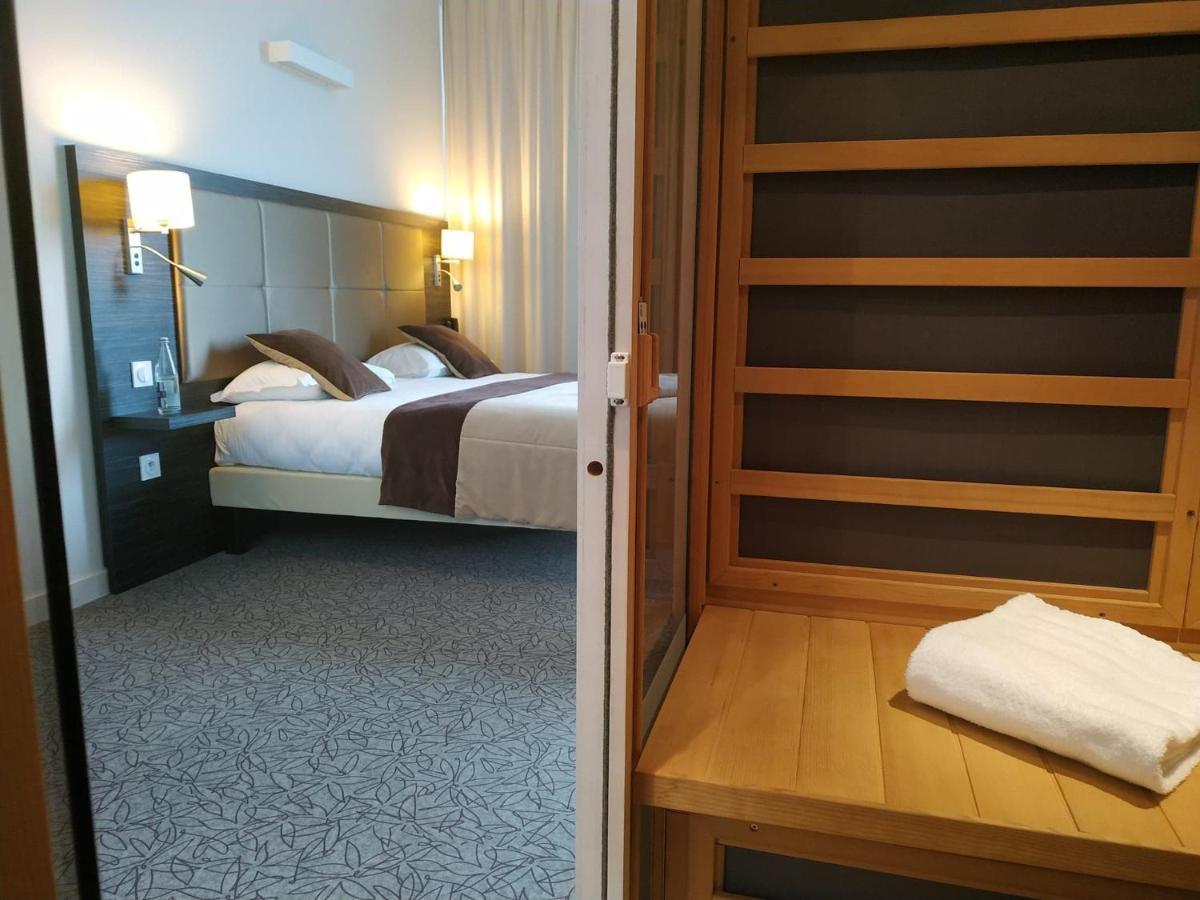 Hotel La Verriaire - The Originals La Verrie Екстер'єр фото